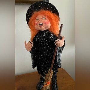 Annalee Standing Witch  15.5"  plus hat